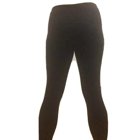 Phisockat Black Leggings With Pockets Size Medium - Picture 6 of 7